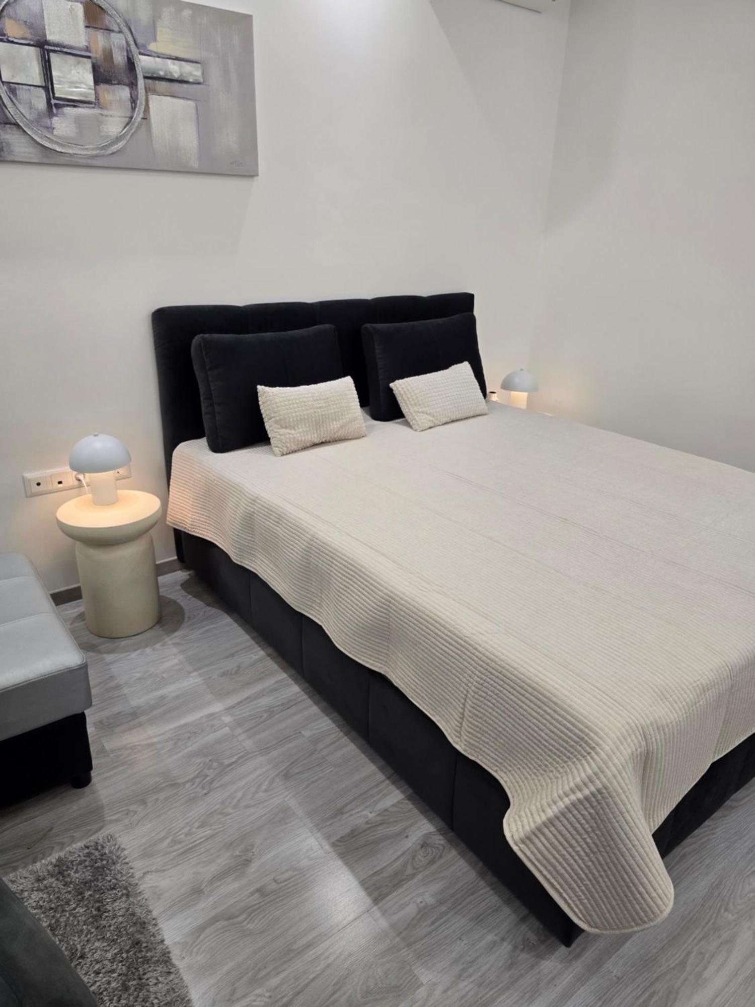 Martina Apartman Bekescsaba Bagian luar foto